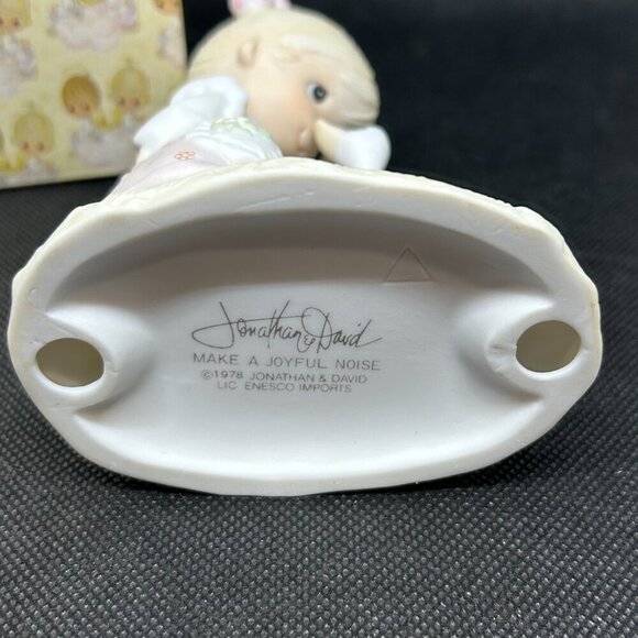 Original 21 Precious Moments "Make a Joyful noise" figurine w/early mark - Picture 5 of 5